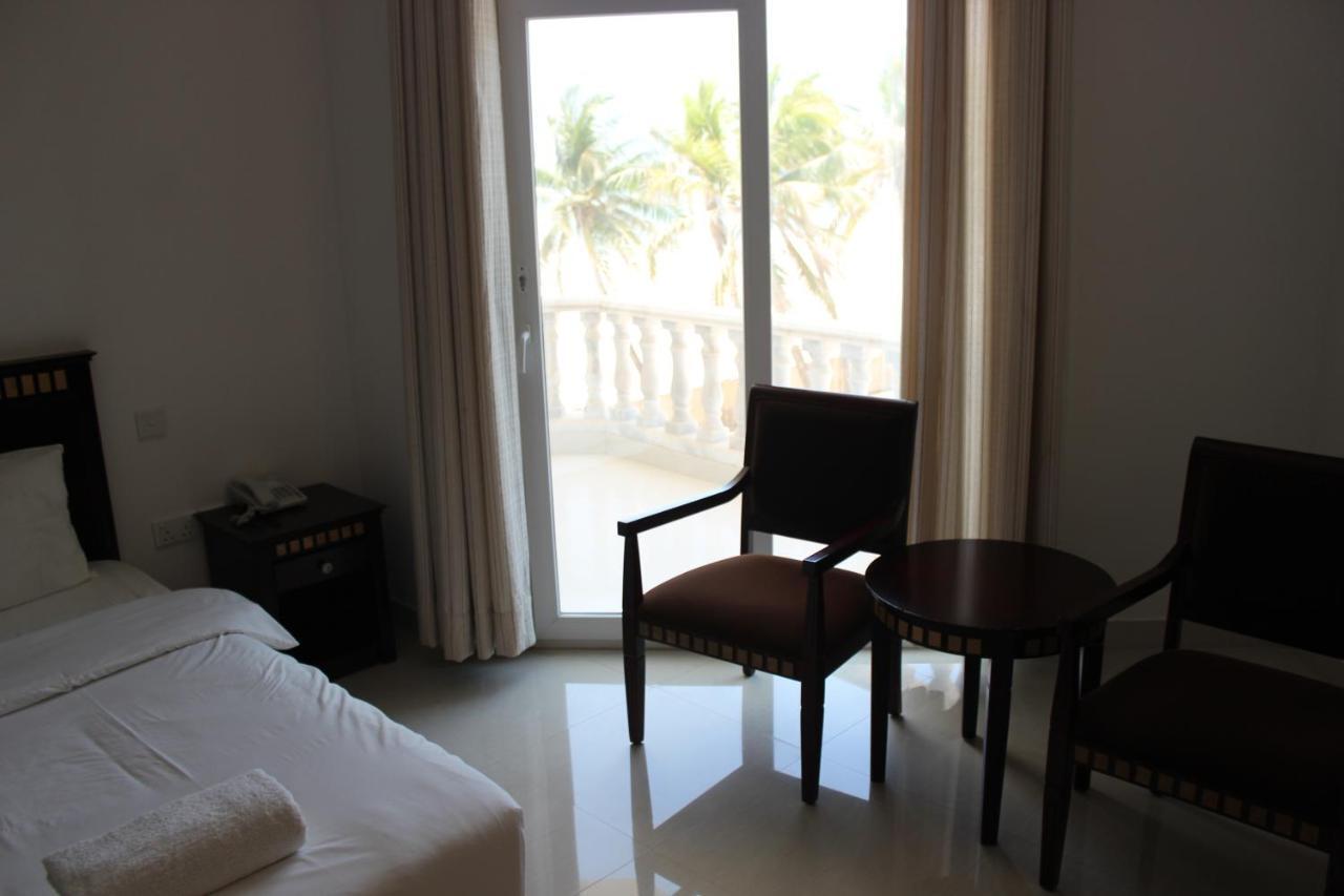 Beach Resort Salalah Exterior photo